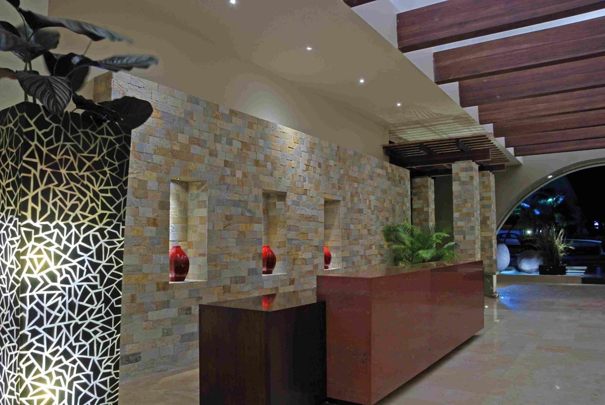 Wyndham San Jose Herradura Interiør bilde Interior of the hotel